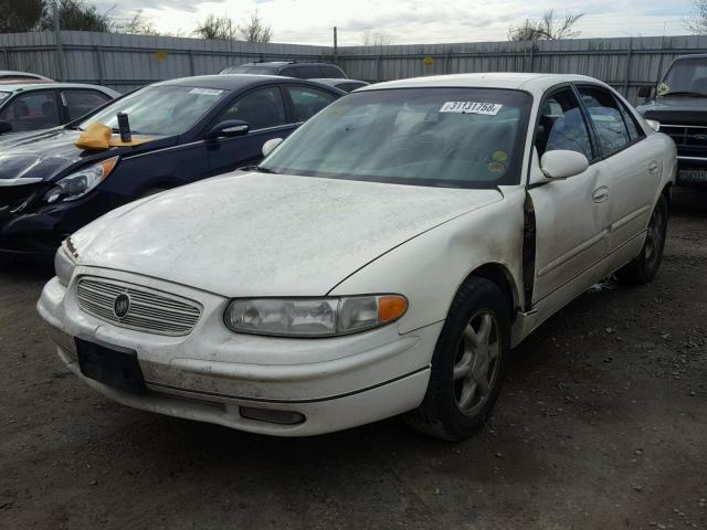 2G4WB52K341358859 - 2004 BUICK REGAL LS WHITE photo 2