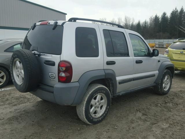 1J4GL48K35W602697 - 2005 JEEP LIBERTY SP GRAY photo 4