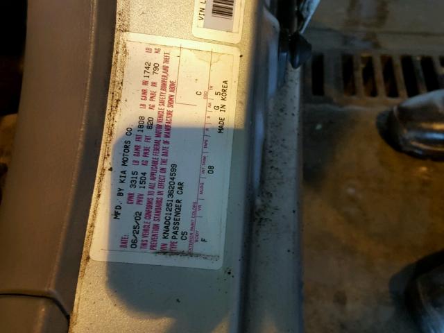 KNADC125136204599 - 2003 KIA RIO SILVER photo 10