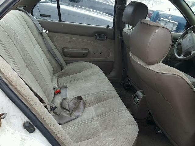 1Y1SK5260TZ017751 - 1996 GEO PRIZM BASE 白色 照片 6