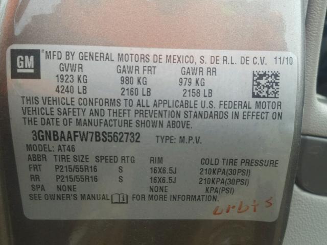 3GNBAAFW7BS562732 - 2011 CHEVROLET HHR LS ნაცრისფერი ფოტო 10