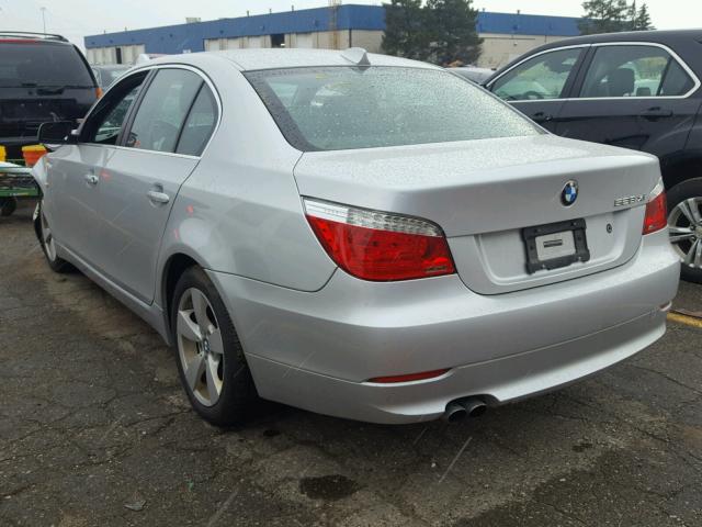 WBANV13528CZ56589 - 2008 BMW 528 XI SILVER photo 3