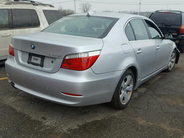 WBANV13528CZ56589 - 2008 BMW 528 XI SILVER photo 4