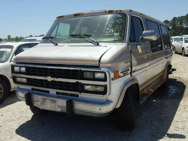 1GBEG25K2SF188645 - 1995 CHEVROLET G20 TWO TONE photo 2