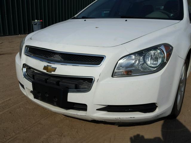 1G1ZB5E18BF153086 - 2011 CHEVROLET MALIBU LS WHITE photo 9