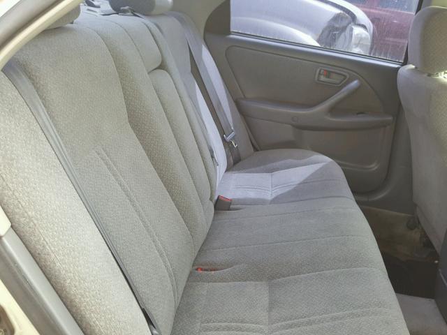 JT2BG22KXY0456266 - 2000 TOYOTA CAMRY CE 银色 照片 6