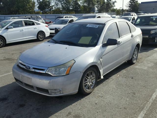 1FAHP35N08W237347 - 2008 FORD FOCUS SE SILVER photo 2