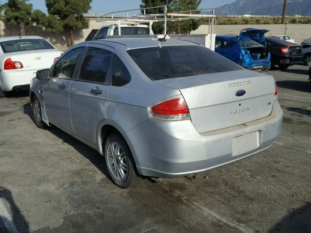 1FAHP35N08W237347 - 2008 FORD FOCUS SE SILVER photo 3