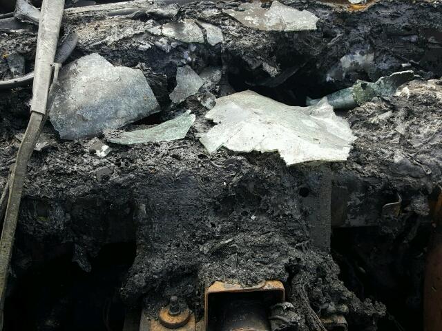 1G8AZ52F05Z144119 - 2005 SATURN ION LEVEL SILVER photo 8