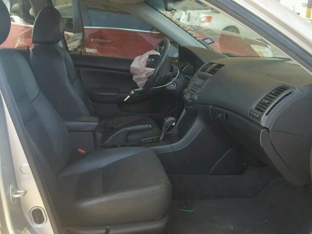 1HGCM56186A080456 - 2006 HONDA ACCORD VAL SILVER photo 5