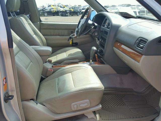 JNRDR09Y72W257723 - 2002 INFINITI QX4 SILVER photo 5