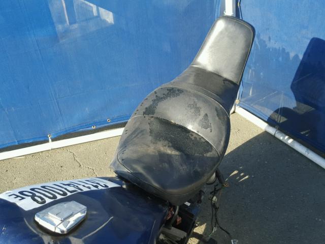 JH2PC0805FM206322 - 1985 HONDA VT500 C BLUE photo 6