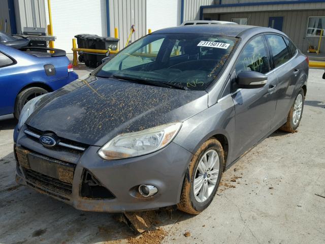 1FAHP3H27CL180172 - 2012 FORD FOCUS SEL CHARCOAL photo 2