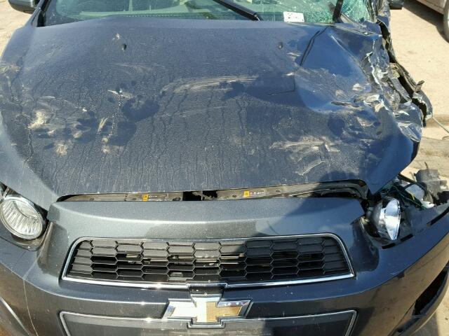 1G1JA5SH2G4117866 - 2016 CHEVROLET SONIC LS 灰色 照片 7