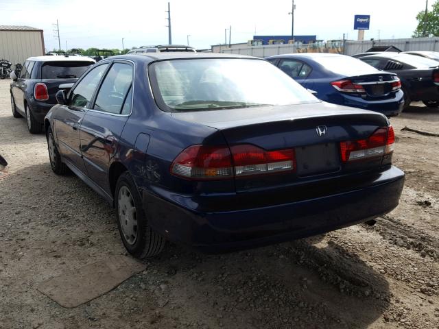 JHMCG56472C013831 - 2002 HONDA ACCORD LX BLUE photo 3