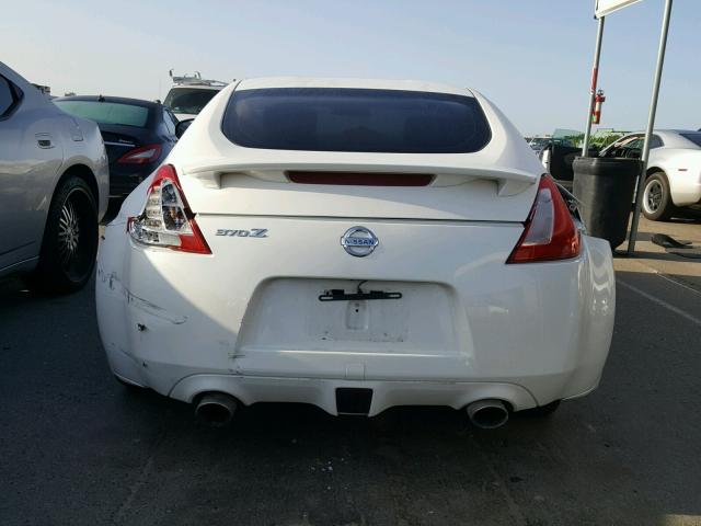 JN1AZ44EX9M410949 - 2009 NISSAN 370Z WHITE photo 6