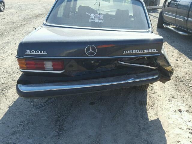 WDBA33A4DB035976 - 1983 MERCEDES-BENZ 300 BLACK photo 9