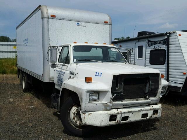 1FDNK74C0PVA28760 - 1993 FORD F700 F WHITE photo 1