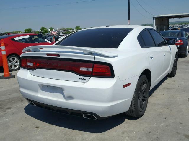 2C3CDXCT5EH159264 - 2014 DODGE CHARGER R/ WHITE photo 4