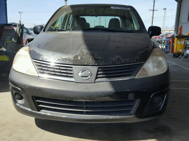 3N1BC11E69L366595 - 2009 NISSAN VERSA S BLACK photo 9