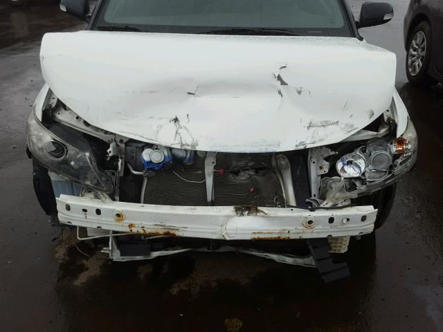 JTKJF5C72B3014663 - 2011 TOYOTA SCION TC 白色 照片 7