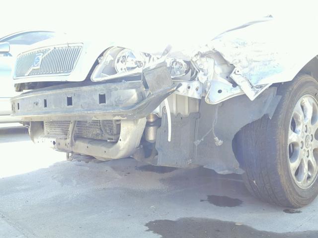 YV1VS29562F829272 - 2002 VOLVO S40 1.9T SILVER photo 9