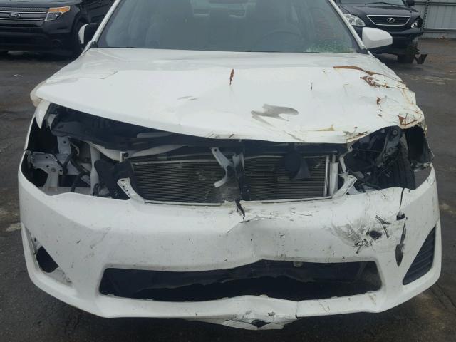 4T1BF1FK0DU246594 - 2013 TOYOTA CAMRY L WHITE photo 9