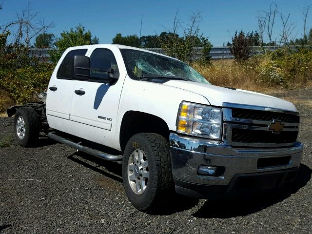 1GC4K0C80CF228322 - 2012 CHEVROLET SILVERADO WHITE photo 1