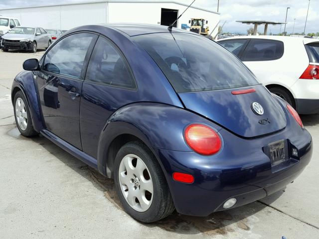 3VWCK21C82M416855 - 2002 VOLKSWAGEN NEW BEETLE 蓝色 照片 3