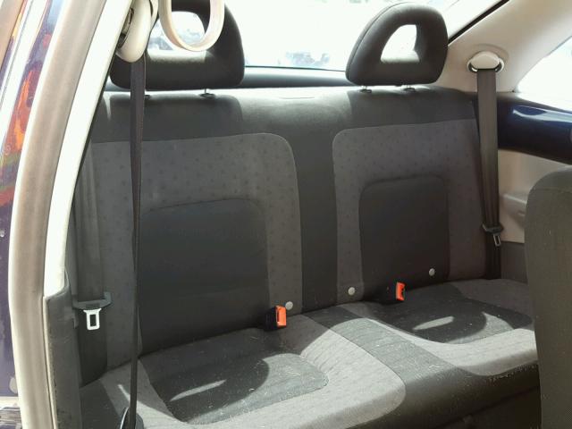 3VWCK21C82M416855 - 2002 VOLKSWAGEN NEW BEETLE 蓝色 照片 6