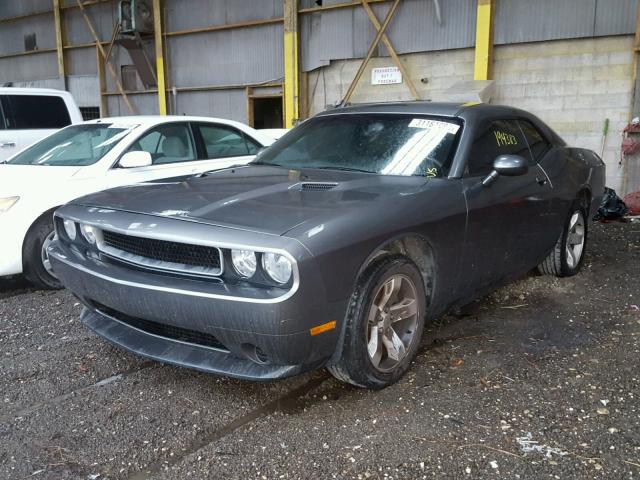 2B3CJ4DG3BH571300 - 2011 DODGE CHALLENGER GRAY photo 2