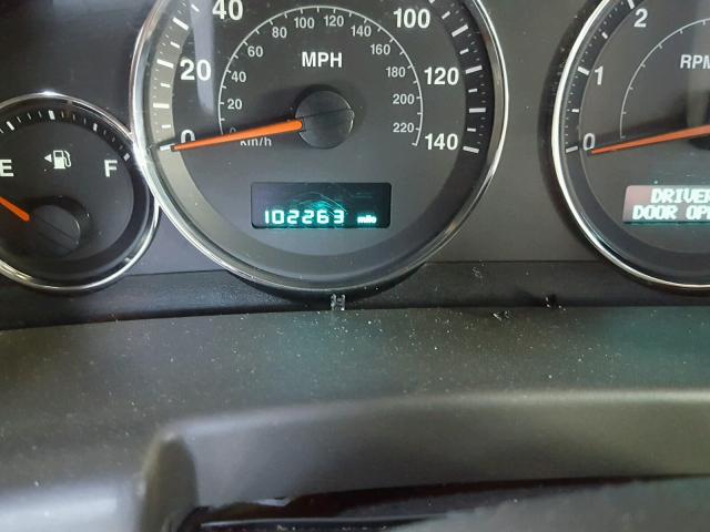 1J8HG48K87C576836 - 2007 JEEP COMMANDER BLACK photo 8