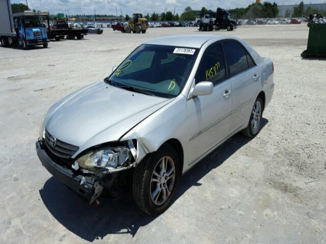 4T1BE32K42U522275 - 2002 TOYOTA CAMRY LE GRAY photo 2