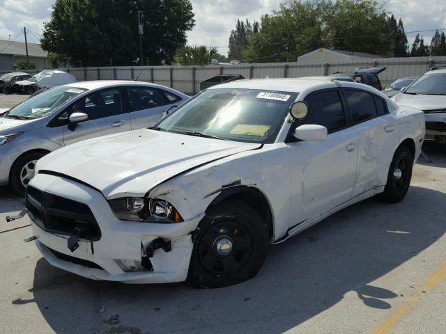 2C3CDXAG0EH125772 - 2014 DODGE CHARGER PO WHITE photo 2
