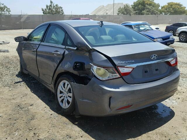 5NPEB4AC4CH426684 - 2012 HYUNDAI SONATA GLS GRAY photo 3