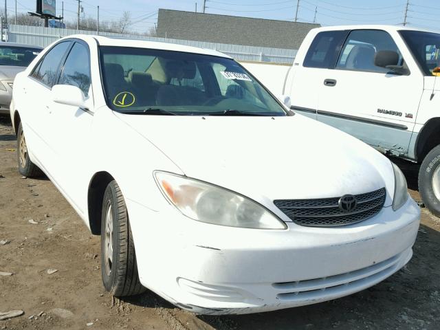 4T1BF32KX2U021257 - 2002 TOYOTA CAMRY LE WHITE photo 1