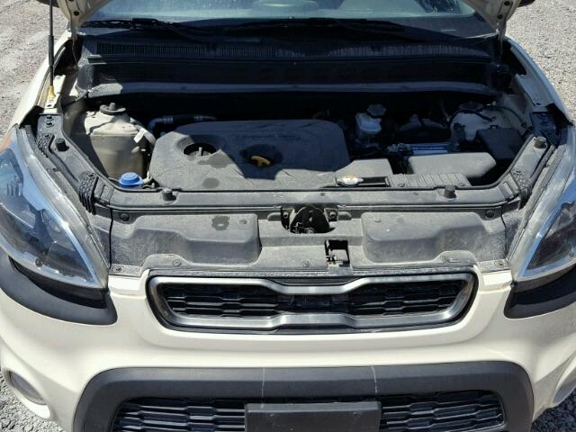 KNDJT2A67D7549525 - 2013 KIA SOUL + WHITE photo 7