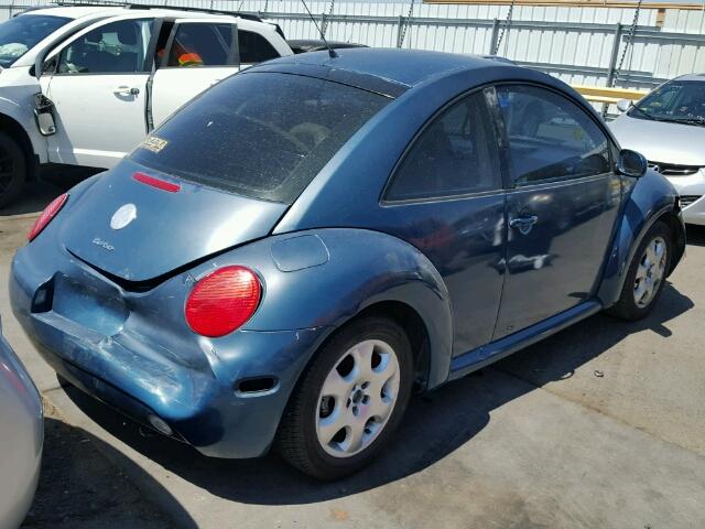 3VWCD21C62M432630 - 2002 VOLKSWAGEN NEW BEETLE 蓝色 照片 4