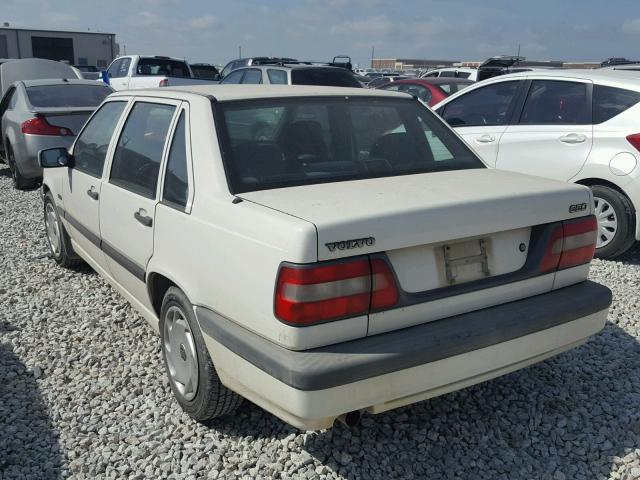 YV1LS555XV1356699 - 1997 VOLVO 850 WHITE photo 3