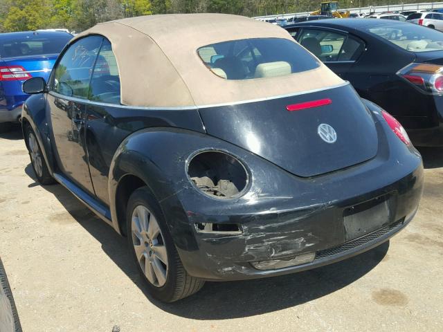 3VWPF31Y38M403818 - 2008 VOLKSWAGEN NEW BEETLE BLACK photo 3