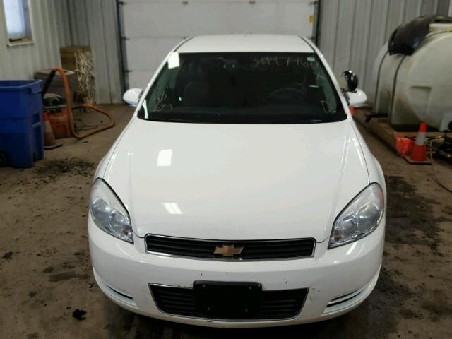 2G1WS553881356533 - 2008 CHEVROLET IMPALA POL WHITE photo 9