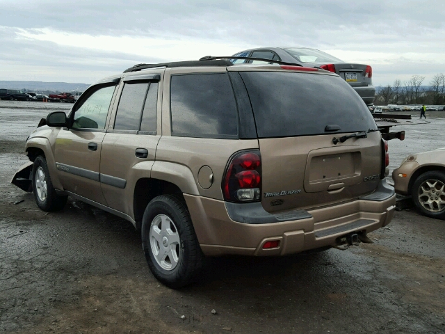 1GNDT13SX32357150 - 2003 CHEVROLET TRAILBLAZE GOLD photo 3