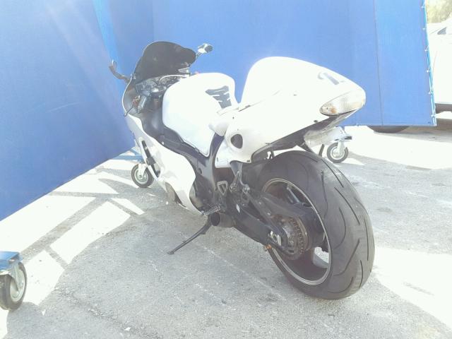 JS1GW71A652111431 - 2005 SUZUKI GSX1300 RK WHITE photo 3