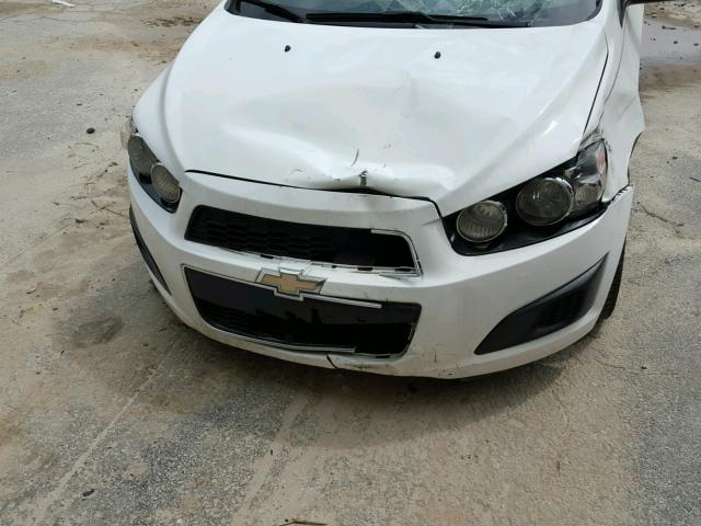 1G1JC5SH1D4246087 - 2013 CHEVROLET SONIC LT WHITE photo 9