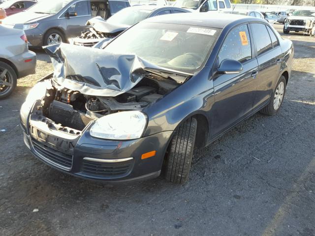 3VWJZ7AJ3AM064636 - 2010 VOLKSWAGEN JETTA S 蓝色 照片 2