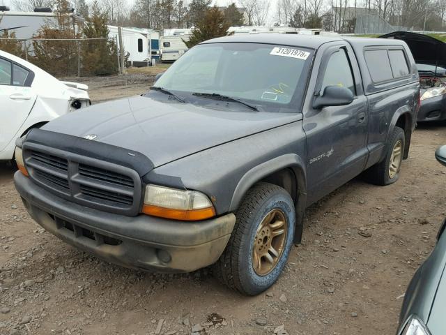 1B7FL16X12S712729 - 2002 DODGE DAKOTA BAS GRAY photo 2