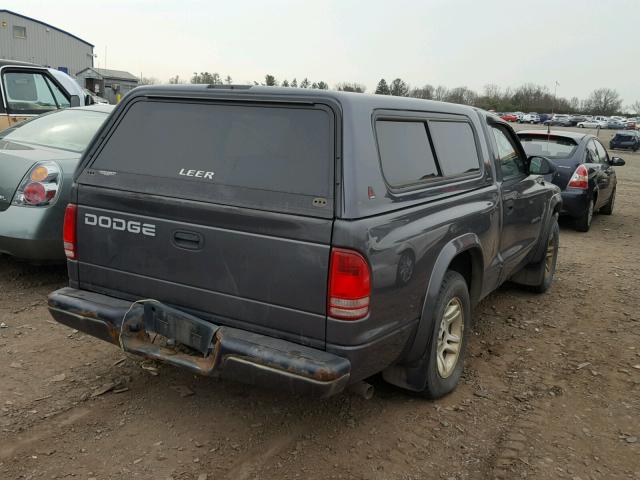 1B7FL16X12S712729 - 2002 DODGE DAKOTA BAS GRAY photo 4