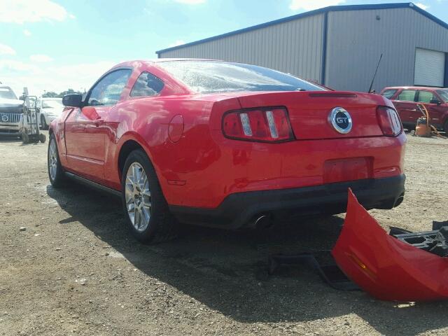 1ZVBP8CF6C5252648 - 2012 FORD MUSTANG GT RED photo 3