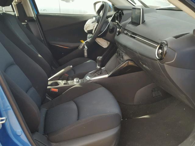 3MYDLBZV7GY105056 - 2016 TOYOTA SCION IA BLUE photo 5