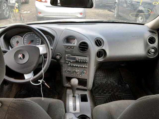 2G2WP552061231110 - 2006 PONTIAC GRAND PRIX SILVER photo 9